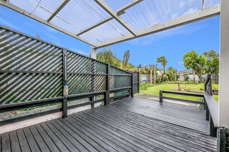 Photo of property in 21 Wyon Street, Linwood, Christchurch, 8062