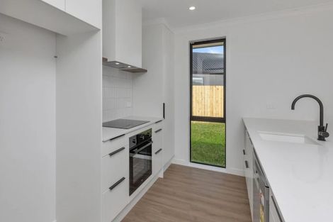 Photo of property in 8 Taurangawaka Road, One Tree Point, 0118