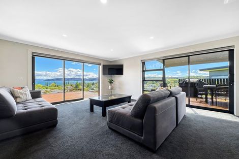 Photo of property in 5 Kittyhawk Drive, Kinloch, Taupo, 3377