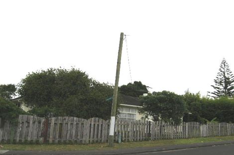 Photo of property in 18 Levesque Street, Birkdale, Auckland, 0626