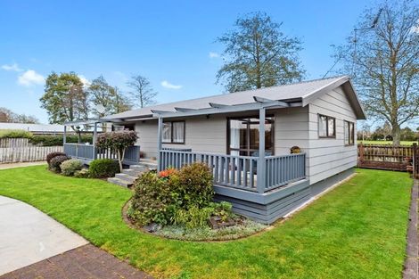 Photo of property in 31 Halyard Close, Flagstaff, Hamilton, 3210