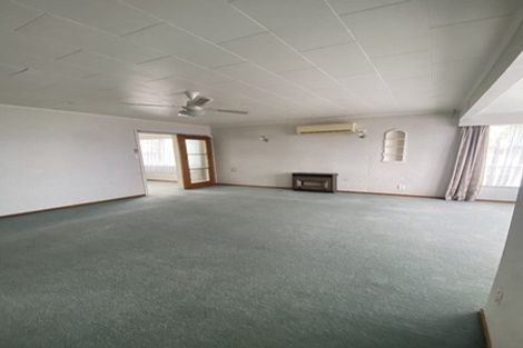 Photo of property in 5 Harlech Street, Levin, 5510