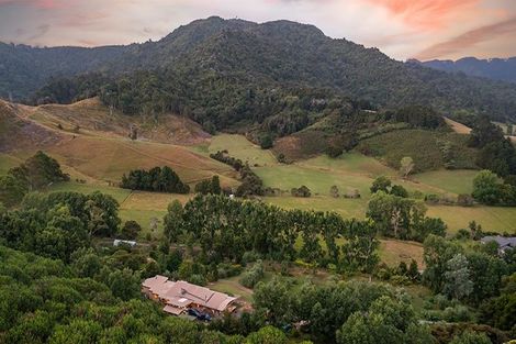 Photo of property in 81 Omaha Valley Road, Big Omaha, 0985