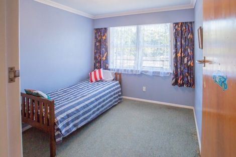 Photo of property in 34 Kaitawa Crescent, Paraparaumu, 5032