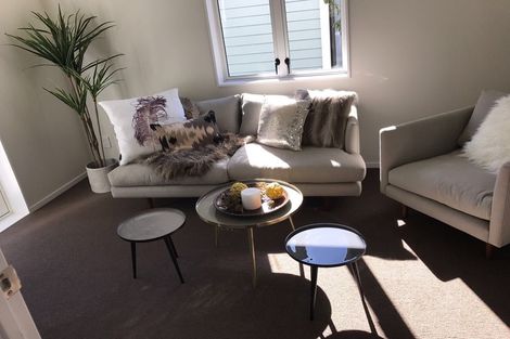 Photo of property in 26 Warbler Crescent, Papakura, 2110