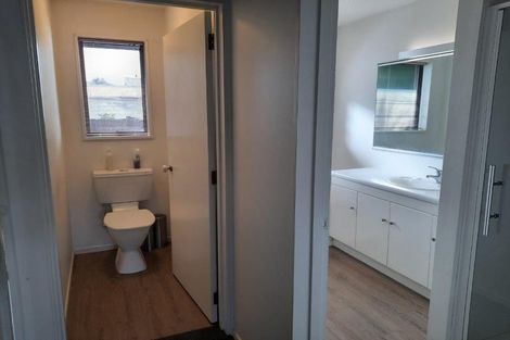 Photo of property in 2 Barrington Street, Somerfield, Christchurch, 8024