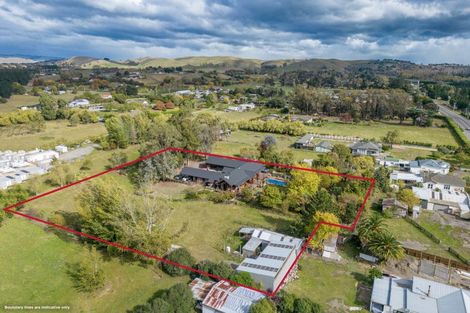 Photo of property in 2383 State Highway 2, Waipukurau, 4200