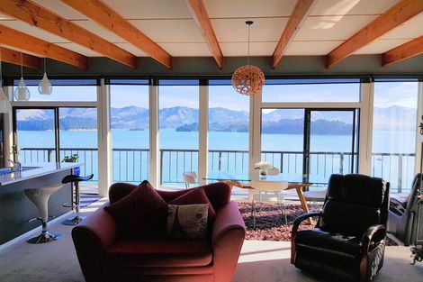 Photo of property in 21 Bayview Road, Charteris Bay, Lyttelton, 8971