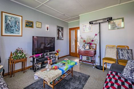 Photo of property in 25 Pitt Street, Raetihi, 4632