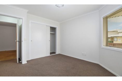 Photo of property in 23/64 Kawaha Point Road, Kawaha Point, Rotorua, 3010