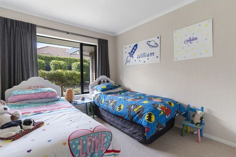 Photo of property in 45a Andrew Road, Howick, Auckland, 2010