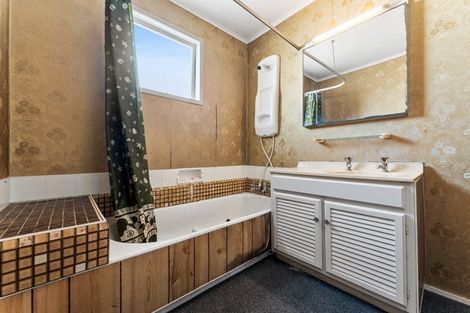 Photo of property in 1/22 Captain Scott Road, Glen Eden, Auckland, 0602