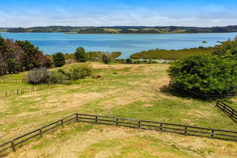 Photo of property in 71 Goodall Road, Snells Beach, 0920