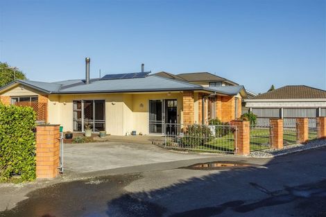 Photo of property in 18a Cintra Place, Casebrook, Christchurch, 8051