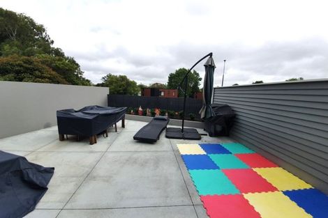 Photo of property in 4/2 Dyers Pass Road, Cashmere, Christchurch, 8022