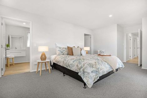 Photo of property in 8 Evan Tasman Lane, Waiuku, 2123