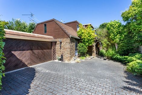 Photo of property in 1/31 Straven Road, Riccarton, Christchurch, 8011