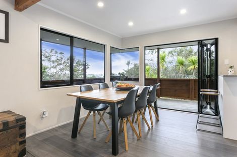 Photo of property in 60 Scott Road, Stanmore Bay, Whangaparaoa, 0932