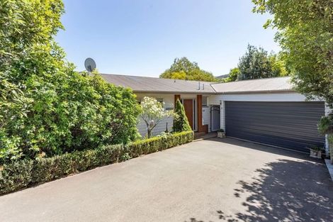 Photo of property in 10 Bayview Crescent, Duvauchelle, 7581