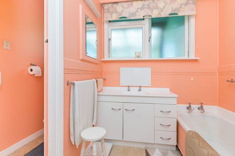 Photo of property in 15 Beaconsfield Road, Portobello, Dunedin, 9014