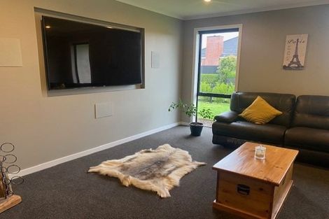 Photo of property in 123 Saint Kilda Road, Cambridge, 3434