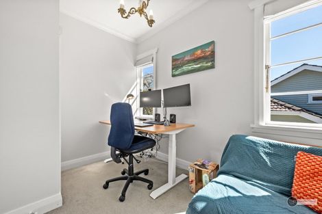 Photo of property in 5 Marina Grove, Hutt Central, Lower Hutt, 5010