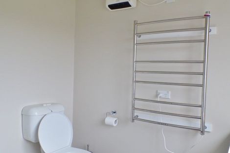 Photo of property in 63 Wakefield Street, Westport, 7825