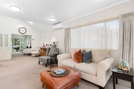 Photo of property in 35 Masefield Terrace, Kelvin Grove, Palmerston North, 4414
