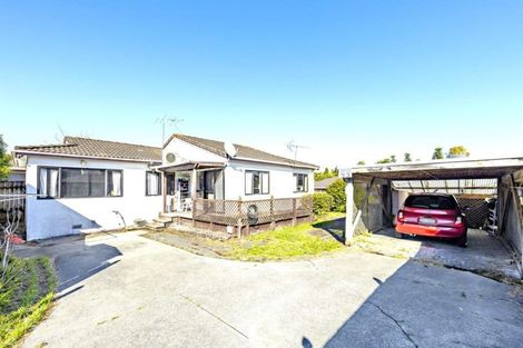 Photo of property in 2/93 Aviemore Drive, Highland Park, Auckland, 2010