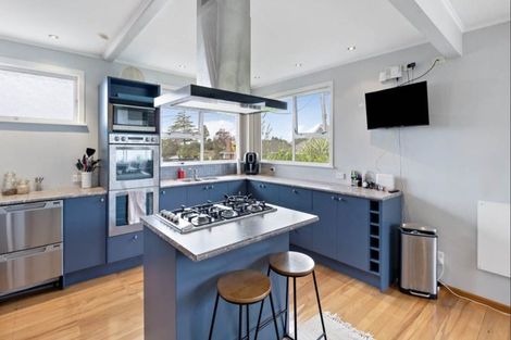 Photo of property in 30 Lyndhurst Road, Te Atatu South, Auckland, 0610