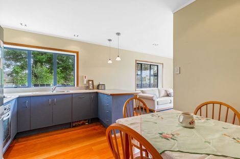 Photo of property in 344 Glengarry Road, Glen Eden, Auckland, 0602