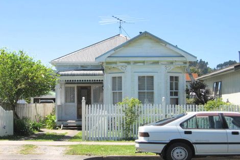 Photo of property in 335 Aberdeen Road, Gisborne, 4010