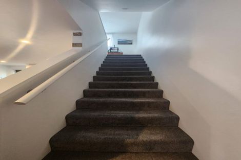 Photo of property in 52d Vodanovich Road, Te Atatu South, Auckland, 0610