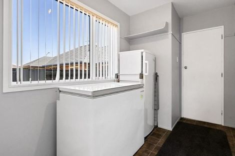 Photo of property in 17 Seymour Street, Hornby, Christchurch, 8042