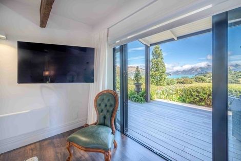 Photo of property in 6890 Christchurch Akaroa Road, Takamatua, 7581