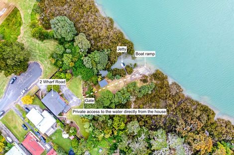 Photo of property in 2 Wharf Road, Te Atatu Peninsula, Auckland, 0610