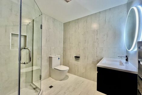 Photo of property in 9 Resnik Crescent, Kumeu, 0810