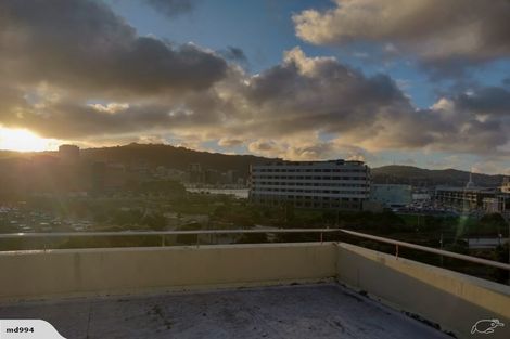 Photo of property in Fountain Court Flats, 48 Oriental Parade, Oriental Bay, Wellington, 6011