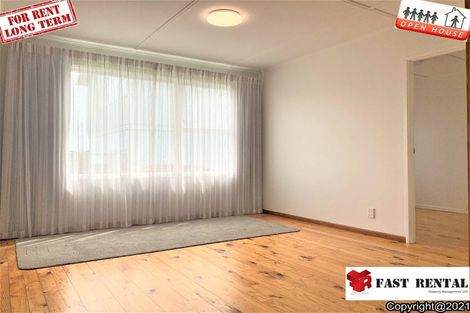 Photo of property in 83 Red Beach Road, Red Beach, 0932