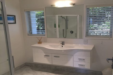 Photo of property in 4 De Haven Street, Opua, 0200