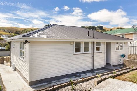 Photo of property in 111 Driver Crescent, Cannons Creek, Porirua, 5024