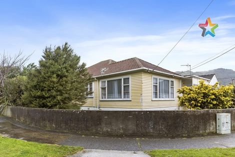 Photo of property in 12 Dempsey Street, Naenae, Lower Hutt, 5011