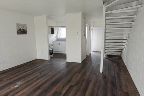 Photo of property in 1/8a Gray Avenue, Mangere East, Auckland, 2024