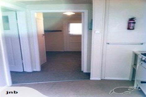 Photo of property in 8 Rixon Grove, Mount Victoria, Wellington, 6011