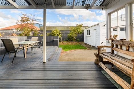 Photo of property in 70 Linton Street, West End, Palmerston North, 4410