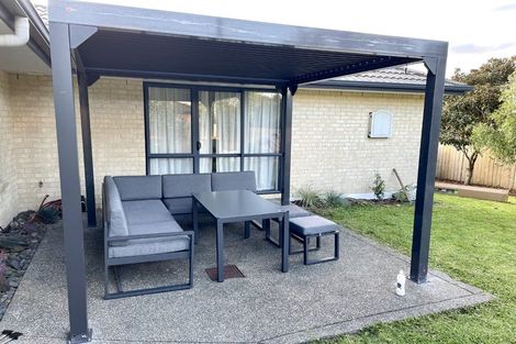 Photo of property in 8 Corrofin Drive, East Tamaki, Auckland, 2013