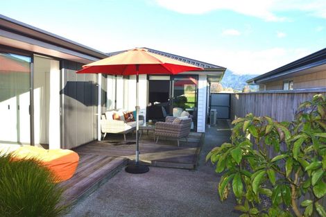 Photo of property in 27 Kuini Place, Motueka, 7120