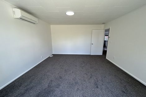 Photo of property in 393 West Coast Road, Glen Eden, Auckland, 0602