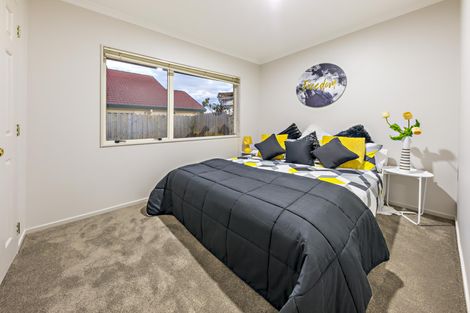 Photo of property in 31 Muirfield Street, Wattle Downs, Auckland, 2103