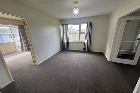 Photo of property in 4 Gladson Avenue, Sockburn, Christchurch, 8042